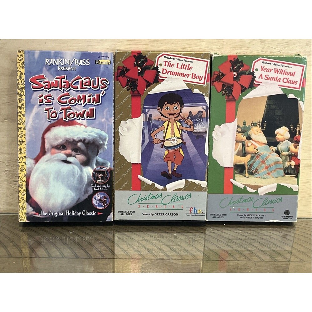 Christmas VHS Year Without Santa Claus Little Drummer Boy Santa comin town VTG
